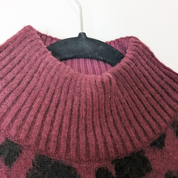 Sweaty Betty Leopard Sweater NWOT - Picture 7 of 11